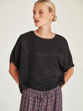 Sills & Co/Atlanta Top