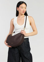 saben noa shoulder bag - cacao luxe