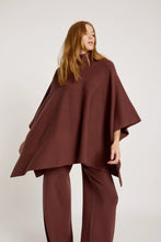Samira Poncho
