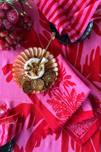 Loco Living (tablecloth)