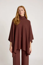 Samira Poncho