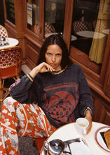 kinga Csilla - Love Potion Roses Tee
