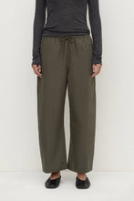 assembly label amara pant - dark miltary