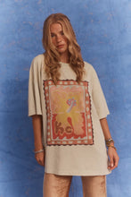 Kinga Csilla - Hibiscus Tee