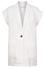 Eb + Ive/Maris Blazer Vest