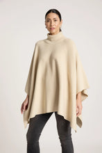 Samira Poncho