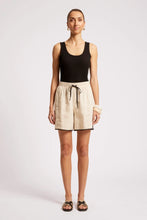 Eb + Ive/Maris Short