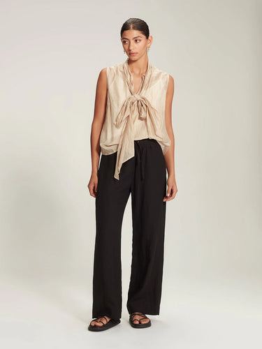 Sills & Co/Simona Pant