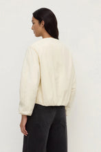 Assembly Label/Zoie Padded Bomber Jacket/Antique White