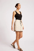 Eb + Ive/Maris Short