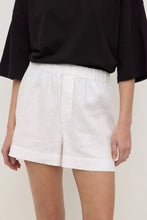 assembly label everyday linen short